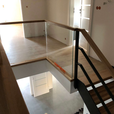 Nowoczesne schody drewniane Lubin