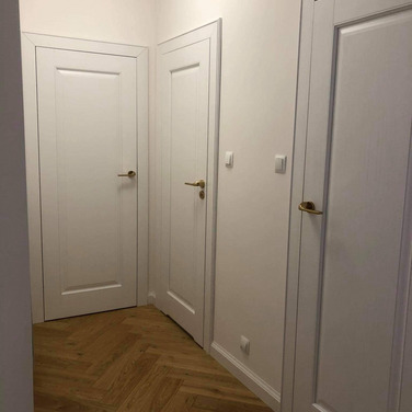Klasyczne biale drzwi wewnetrzne Leszno