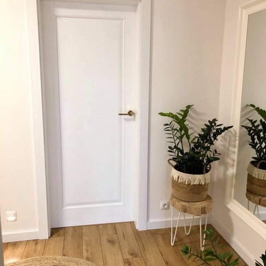 Klasyczne biale drzwi wewnetrzne Leszno